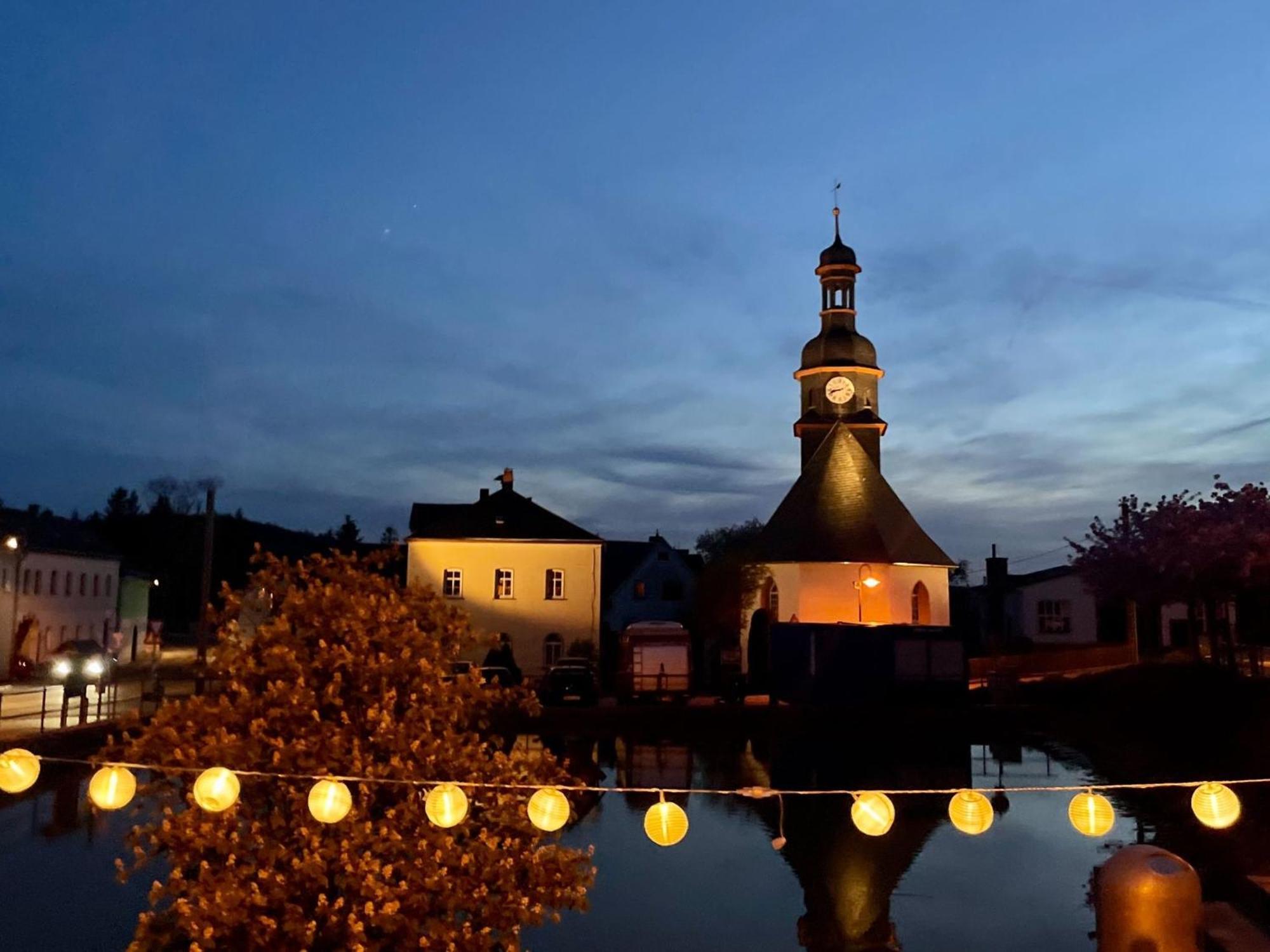 Pension Und Ferienwohnung Am Teich Шлайц Экстерьер фото